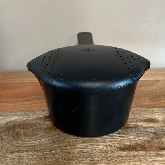 ⭐️ Pampered Chef Micro 1 Quart Cooker Steamer with Handle - Picture 4 of 7